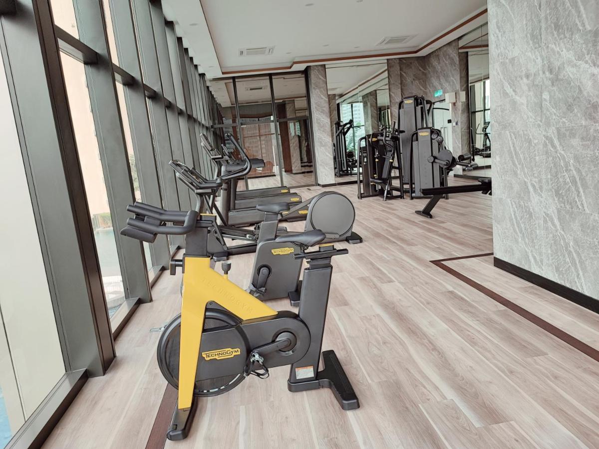 Pavillion Embassy Service Apartment By Autumn Suites Premium Stay Куала Лумпур Екстериор снимка