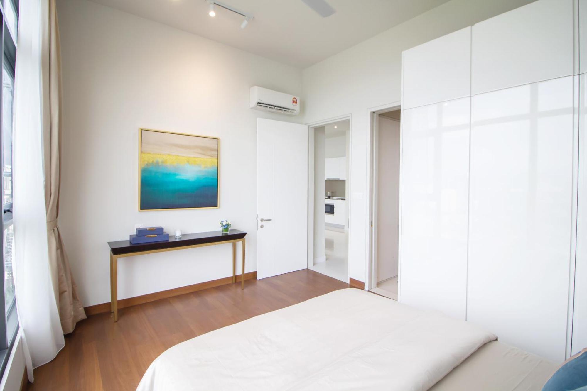 Pavillion Embassy Service Apartment By Autumn Suites Premium Stay Куала Лумпур Екстериор снимка