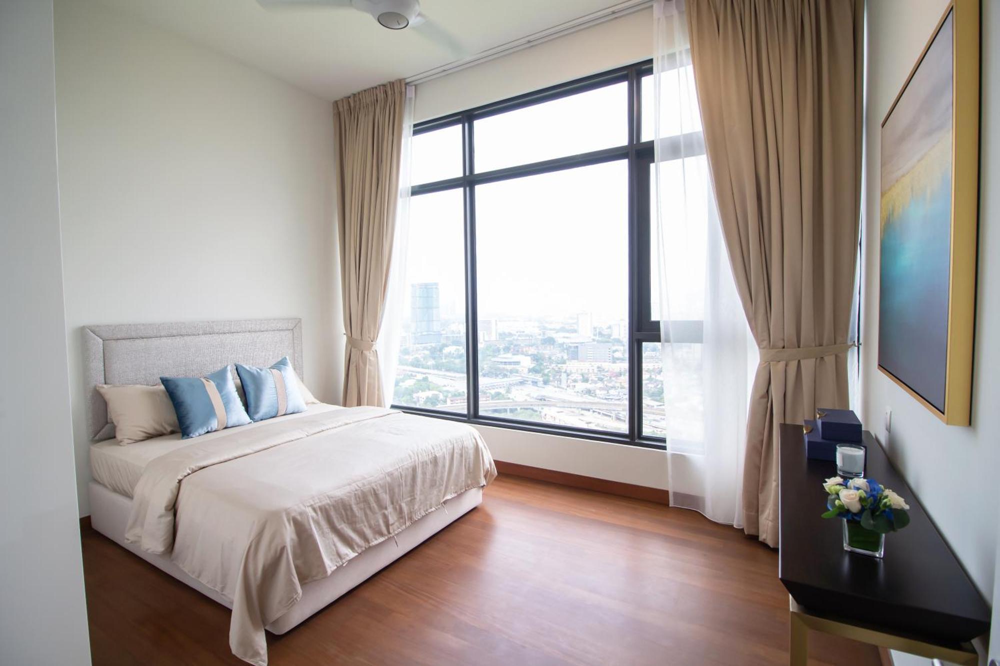 Pavillion Embassy Service Apartment By Autumn Suites Premium Stay Куала Лумпур Екстериор снимка