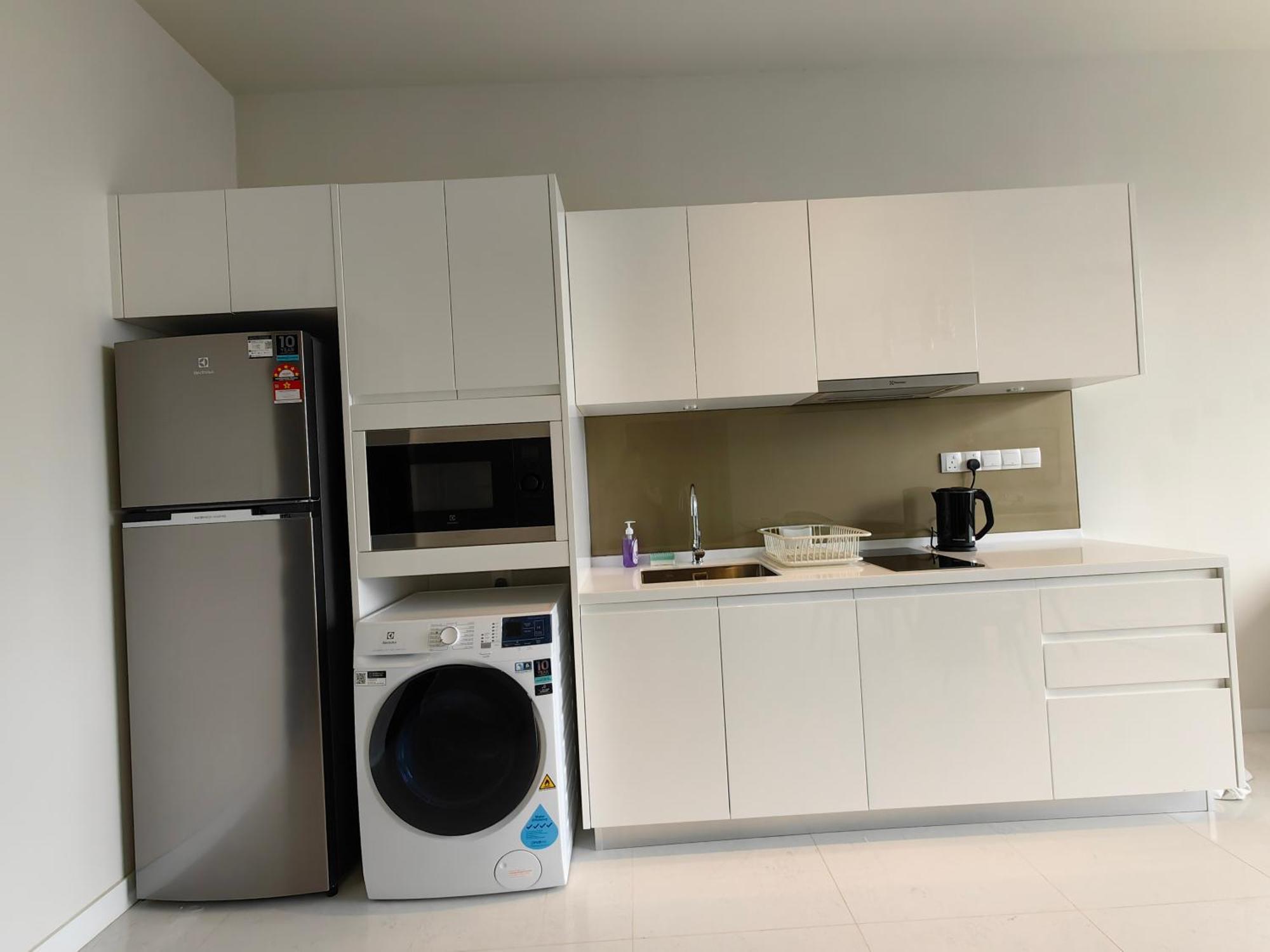 Pavillion Embassy Service Apartment By Autumn Suites Premium Stay Куала Лумпур Екстериор снимка