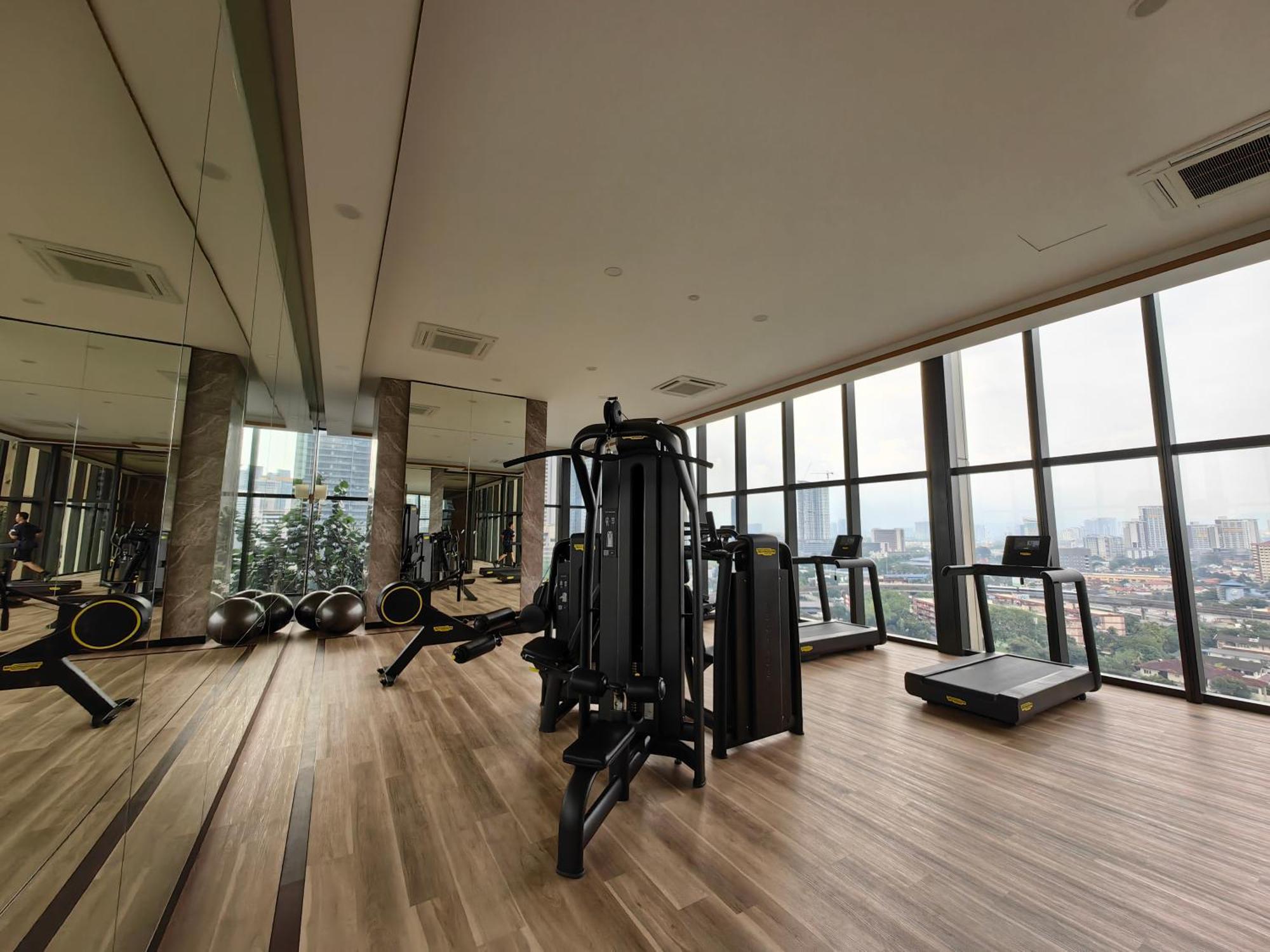Pavillion Embassy Service Apartment By Autumn Suites Premium Stay Куала Лумпур Екстериор снимка