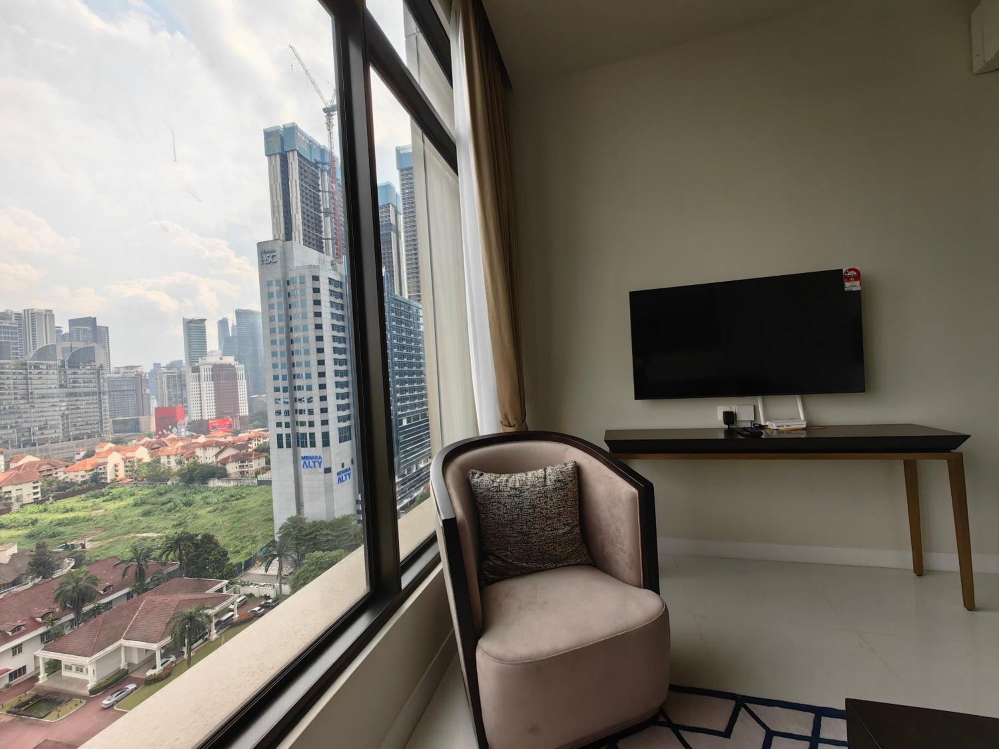 Pavillion Embassy Service Apartment By Autumn Suites Premium Stay Куала Лумпур Екстериор снимка