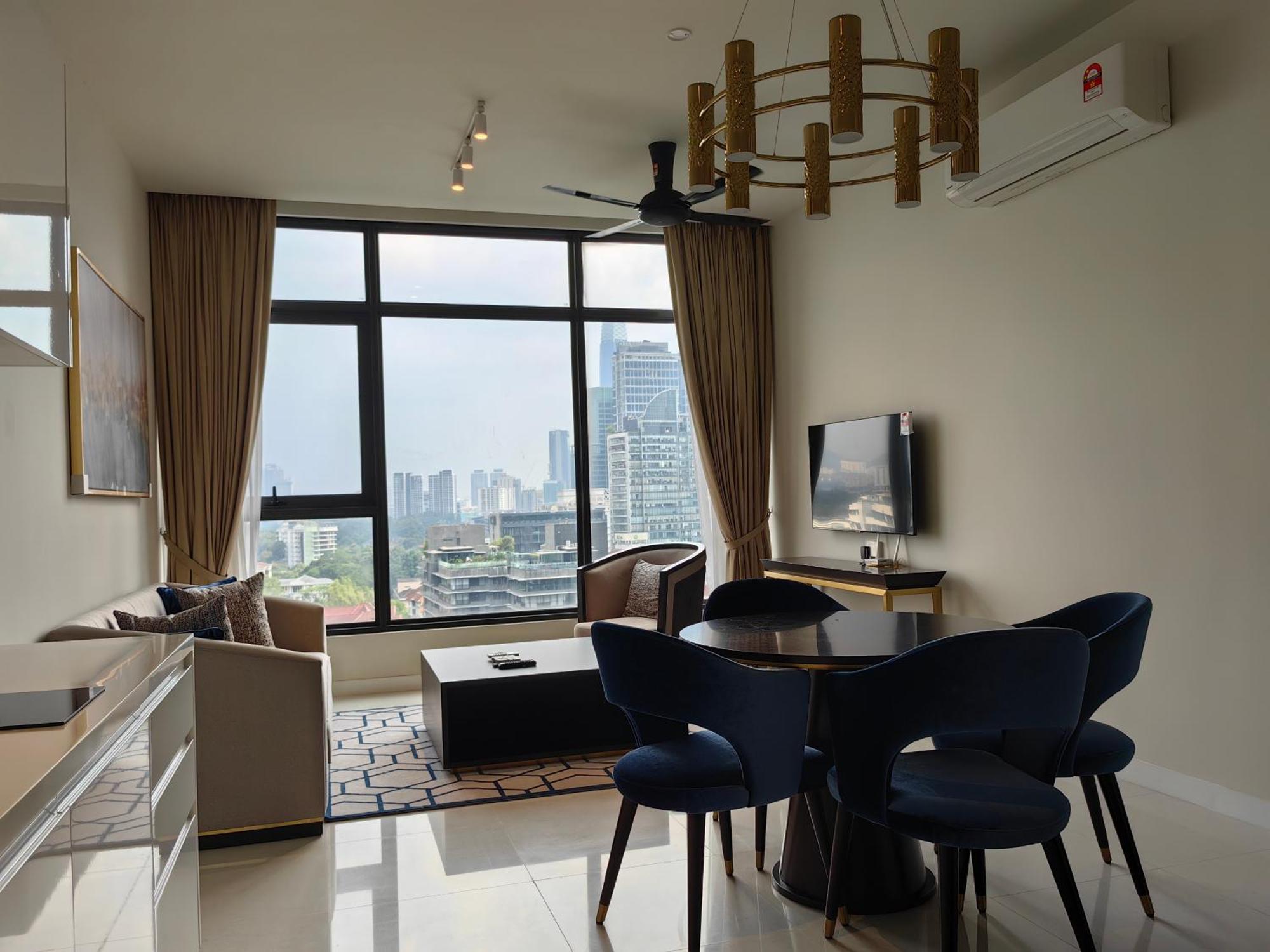 Pavillion Embassy Service Apartment By Autumn Suites Premium Stay Куала Лумпур Екстериор снимка